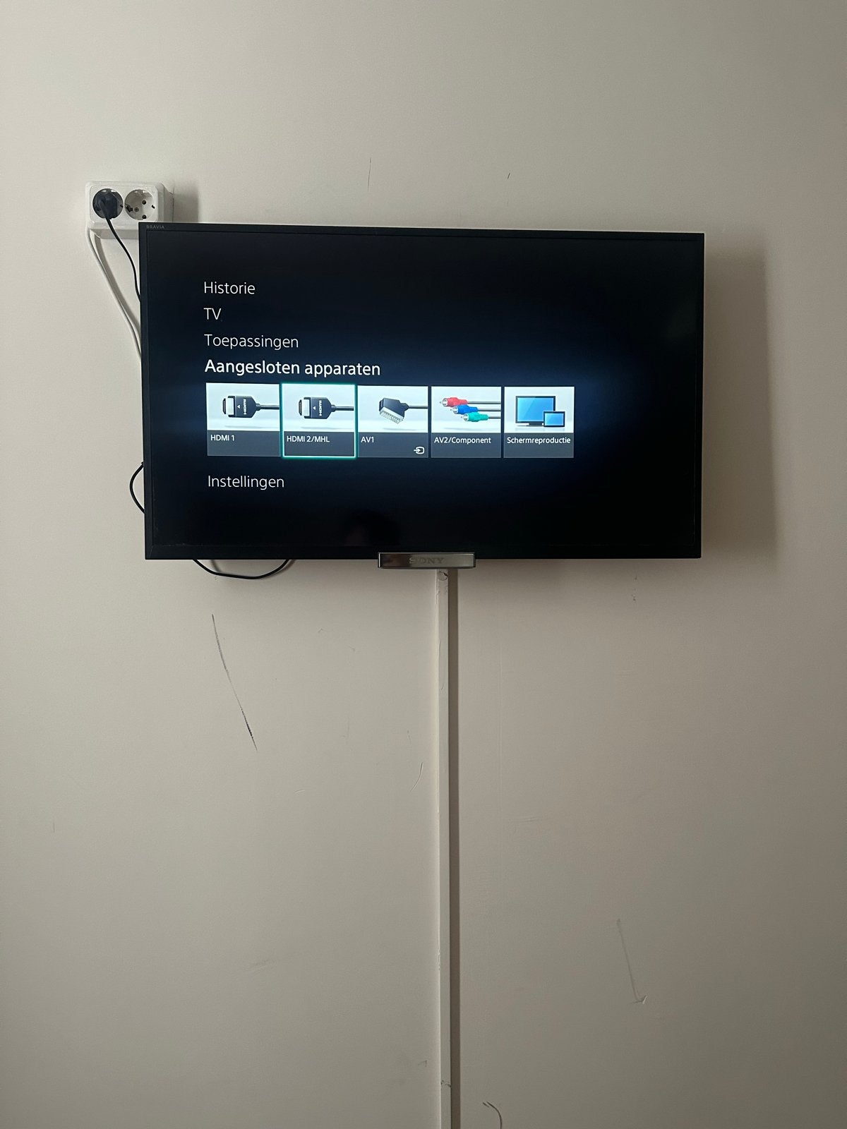 Sony Bravia Smart TV met afstandsbediening, LED, 50 Hz, Zo goed als nieuw, Sony