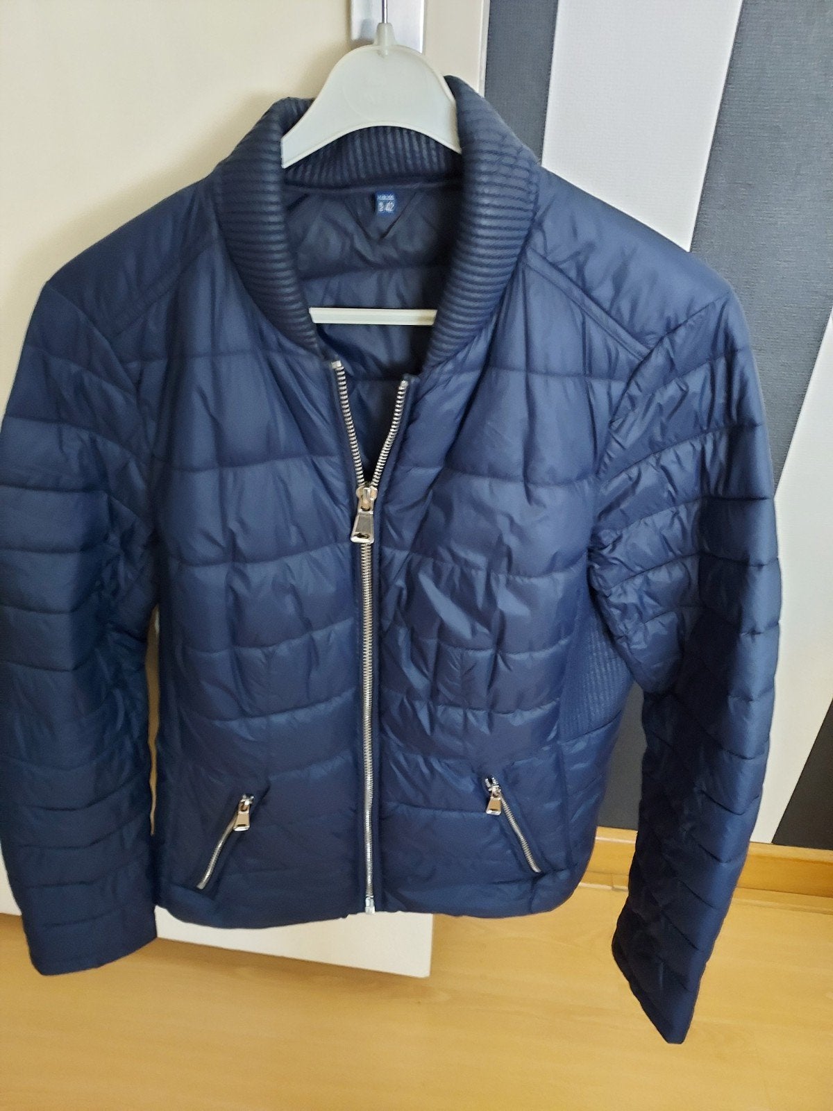 Tussendoor Jasje, Kleding | Dames, Ophalen of Verzenden, Zo goed als nieuw, Maat 42/44 (L), Blauw