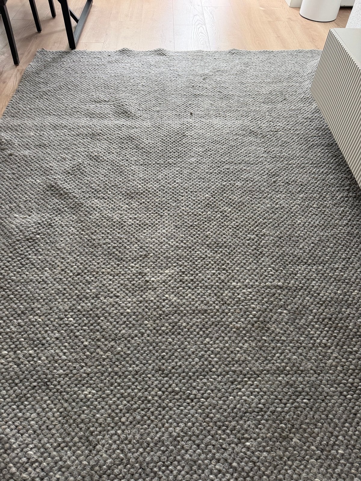 Handgemaakt vloerkleed Molino grijs 280x190 cm, Ophalen, Gebruikt, 150 tot 200 cm, 200 cm of meer