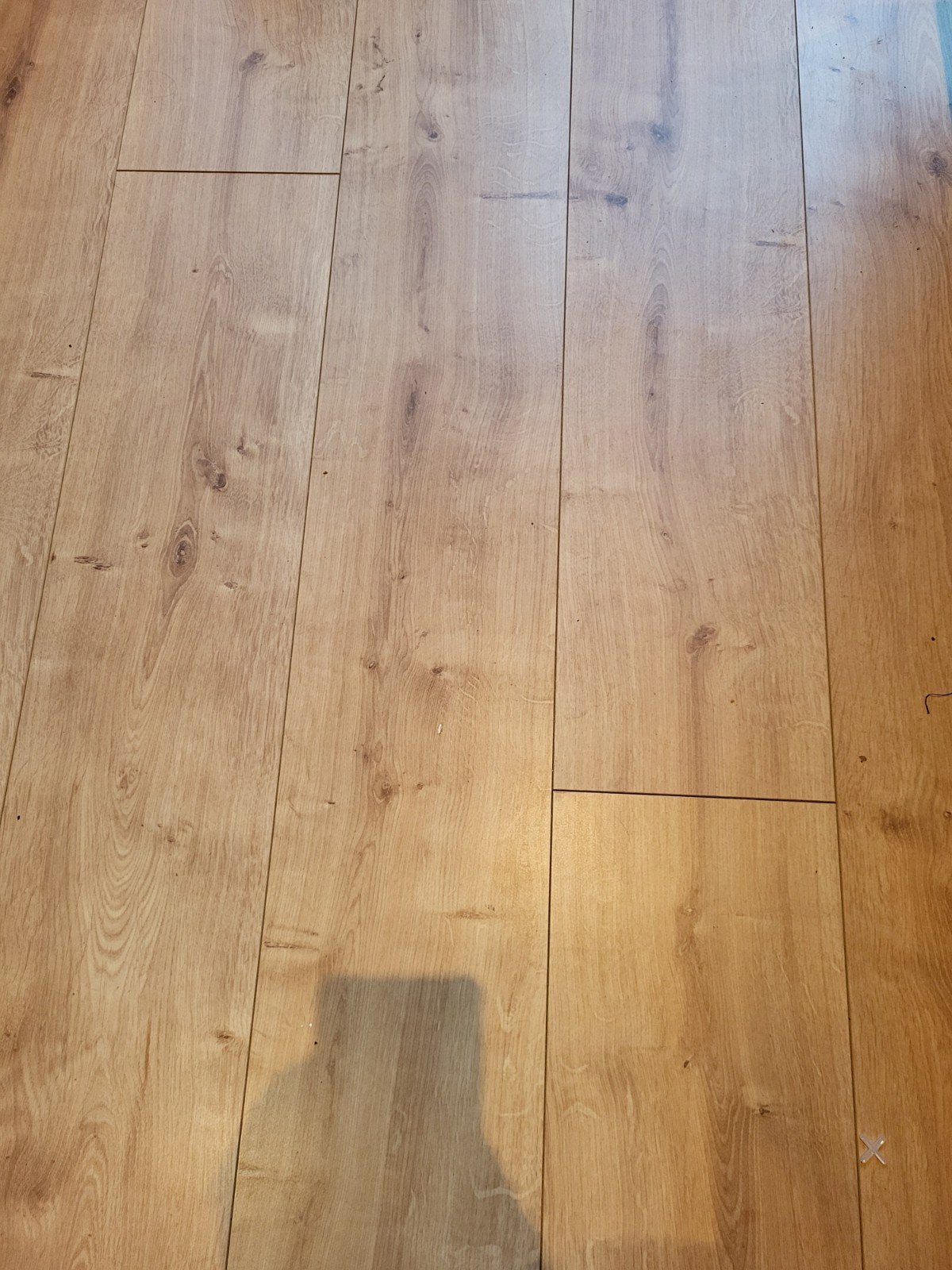 Laminaat eiken, 13.7 m² met nieuwe ondervloer, Ophalen, Gebruikt, 50 tot 150 cm, 10 m² of meer