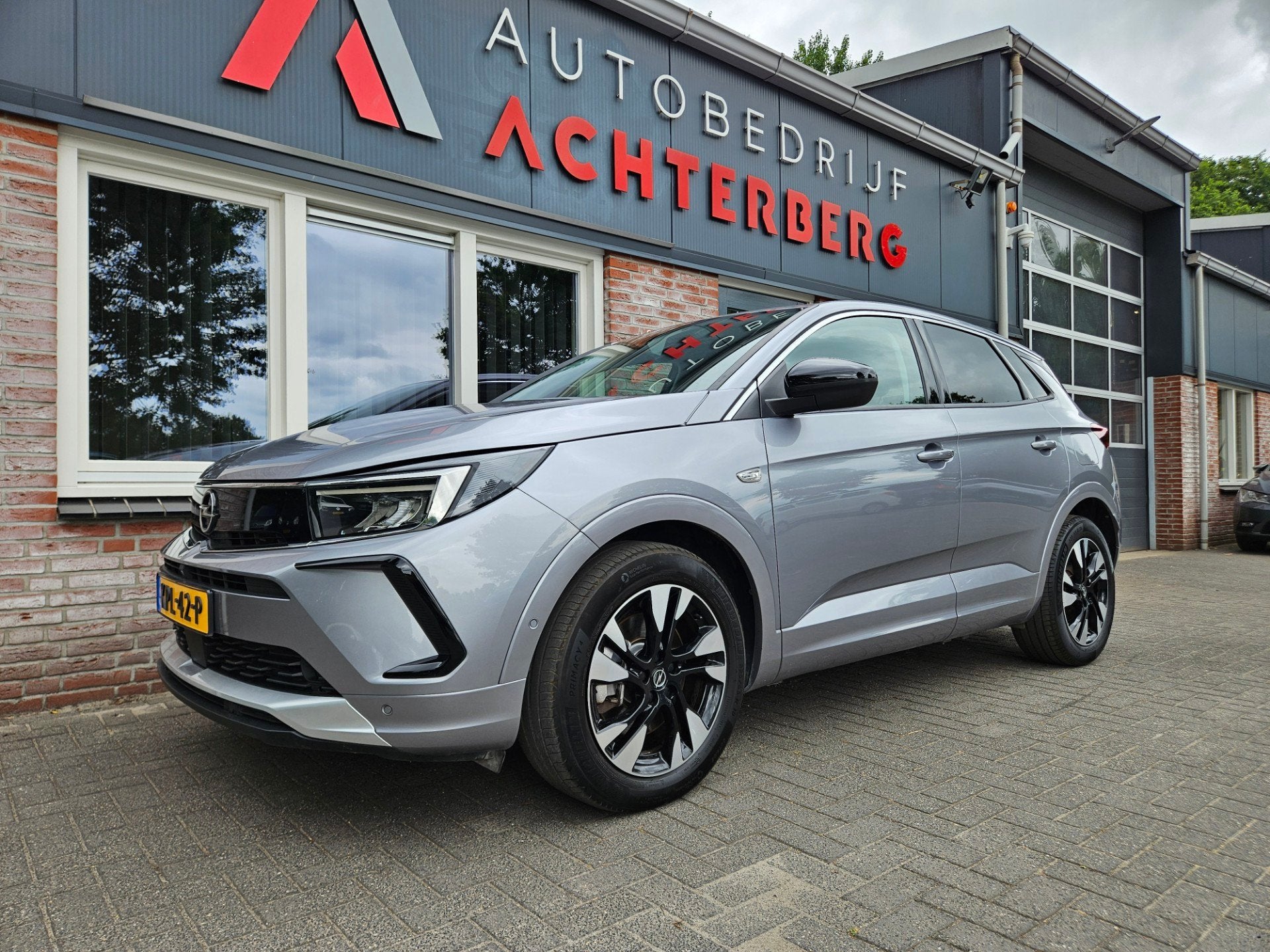 Opel Grandland