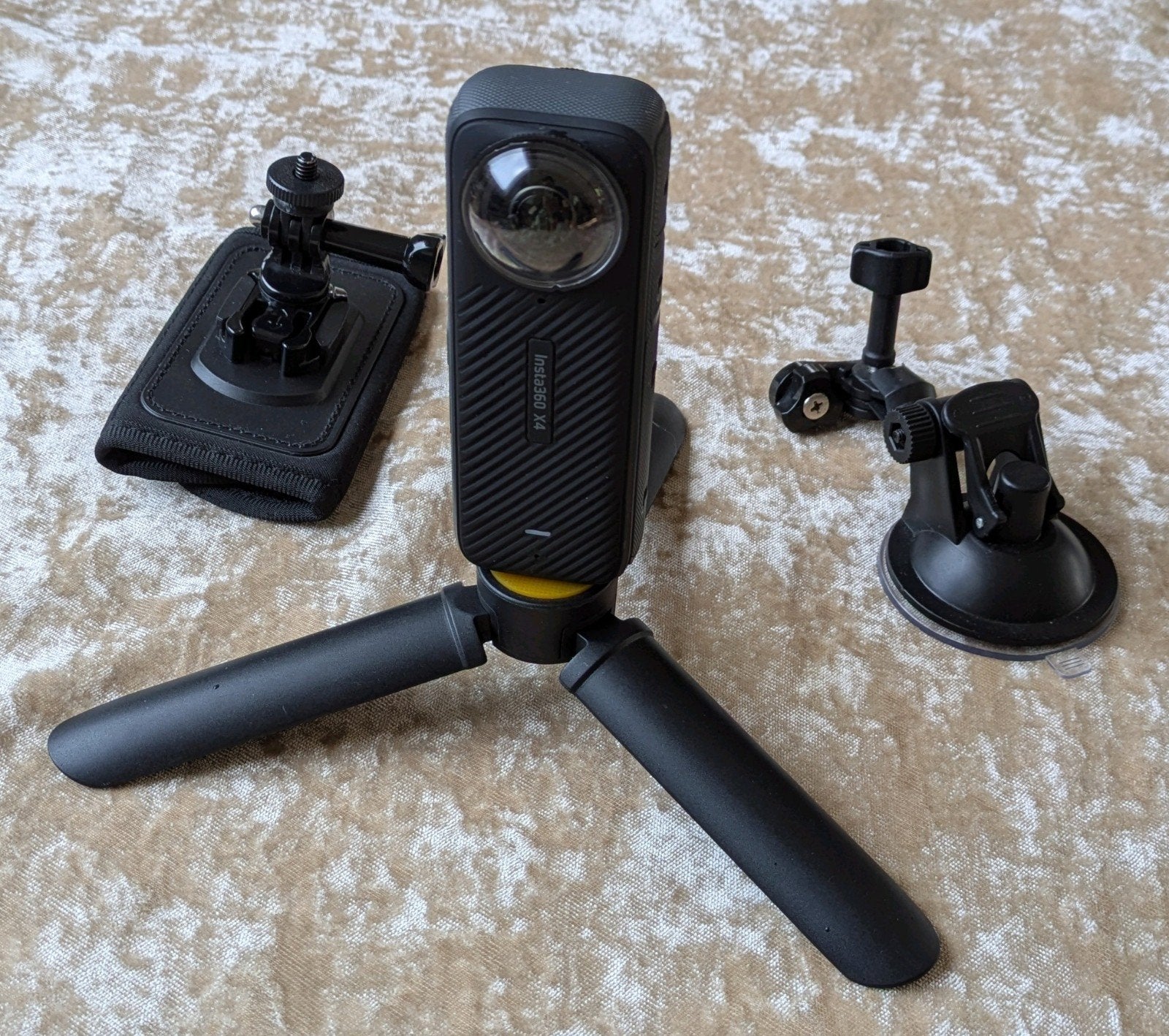Insta360 X4 met accessoires en extra bescherming, Ophalen, Zo goed als nieuw, Overige merken