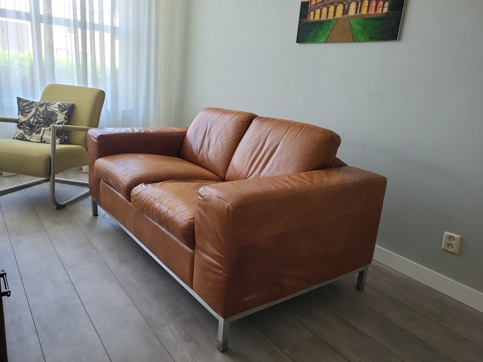 Sofitalia bruin lederen tweezitsbank, Ophalen, Gebruikt, 150 tot 200 cm, Tweepersoons