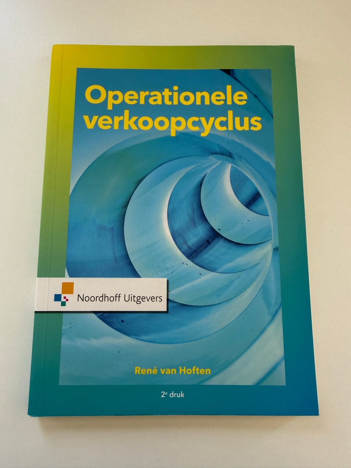 Operationele verkoopcyclus - René van Hoften (2e druk), Ophalen of Verzenden, Gamma, Zo goed als nieuw, HBO