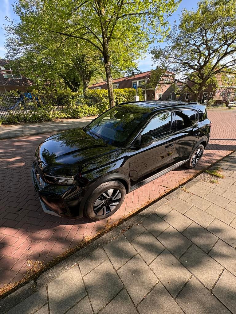 Opel Frontera HEV Automaat private lease overname €500 bonus, Auto's, Stof, 1250 kg, Zwart, 1199 cc