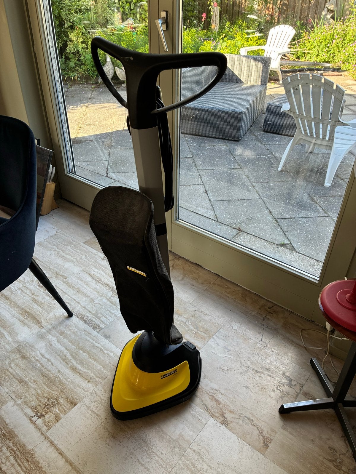 Kärcher FP 303 Vloerpoetsmachine, Gebruikt, Kärcher, Vloerreiniger, Geschikt voor harde vloeren