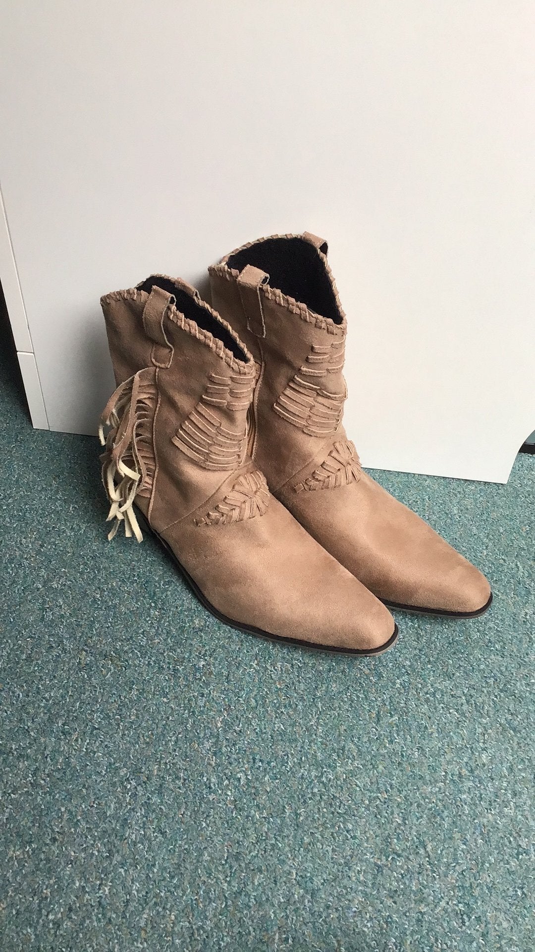 Leuke laarsjes, Beige, Lage of Enkellaarzen, Nieuw, Ophalen of Verzenden