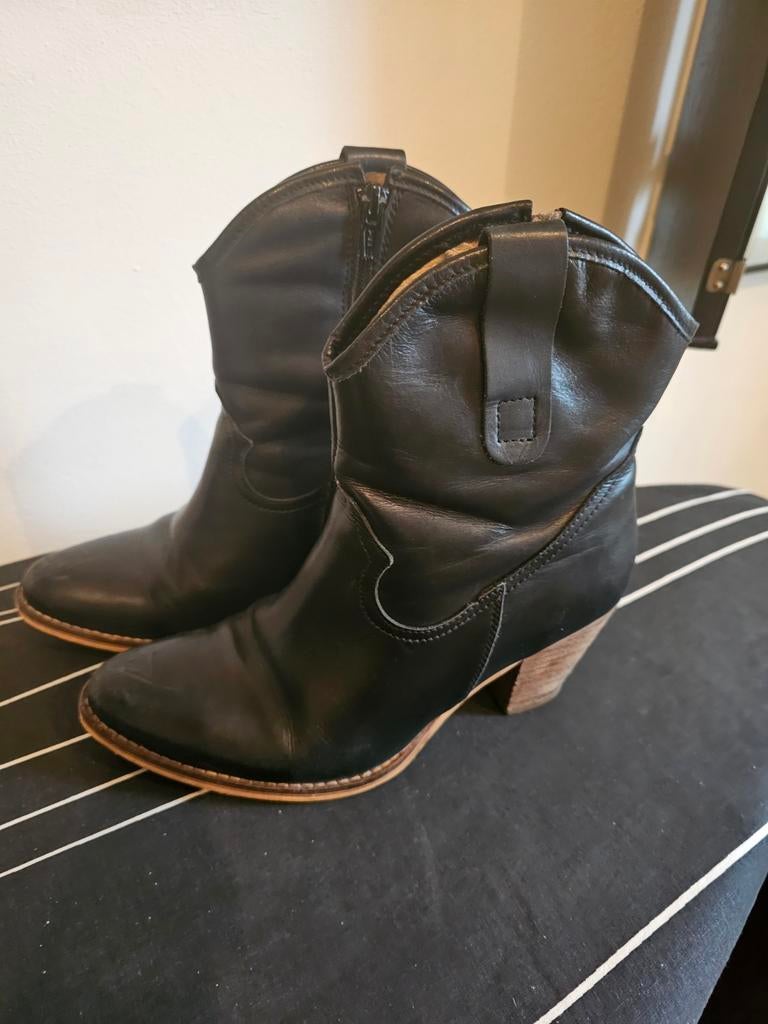 Cellini zwarte laarsjes 37, Ophalen of Verzenden, Zo goed als nieuw, Zwart