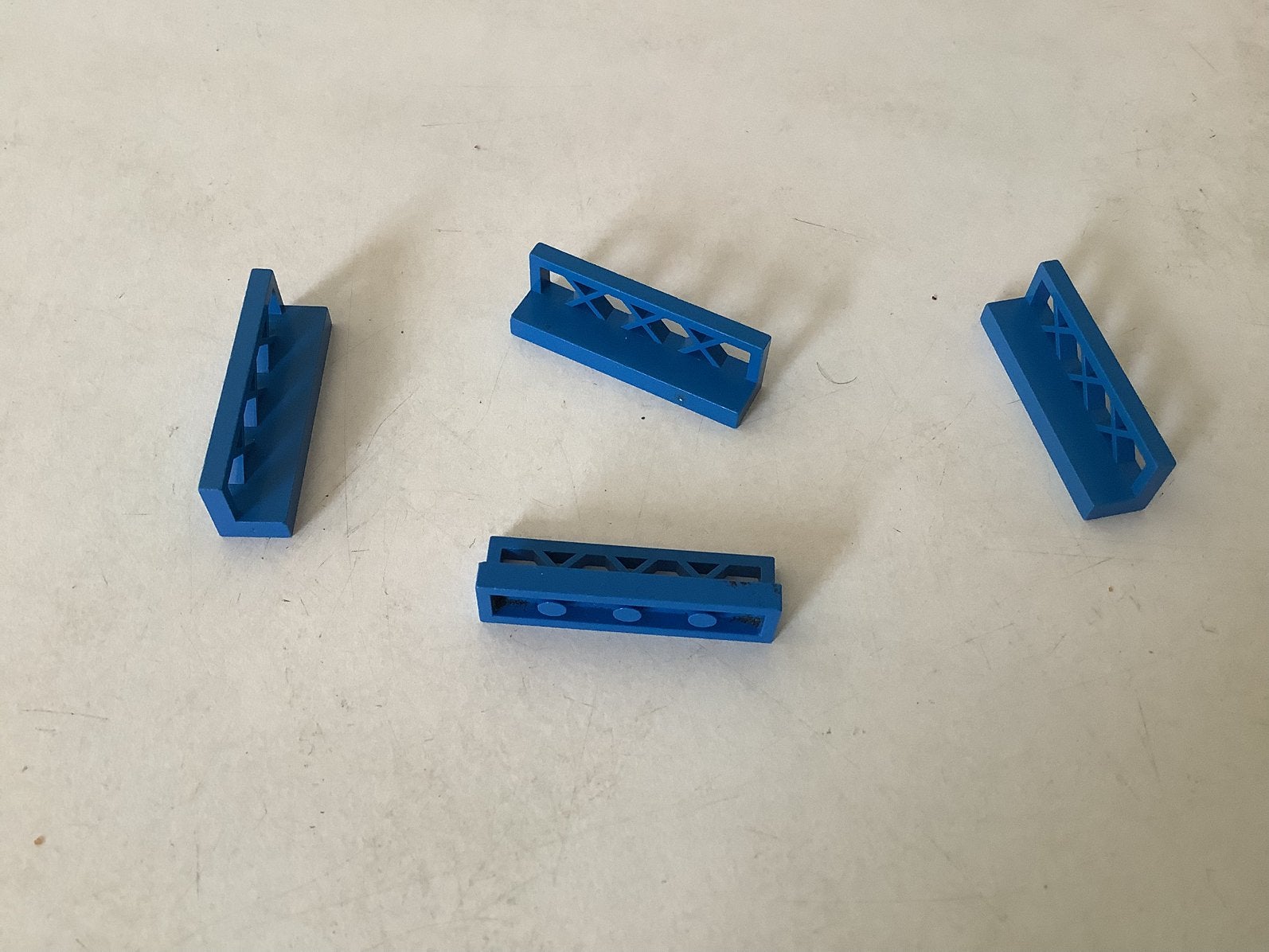 Lego hek 1x4x1 blauw, Ophalen of Verzenden, Gebruikt, Losse stenen, Lego
