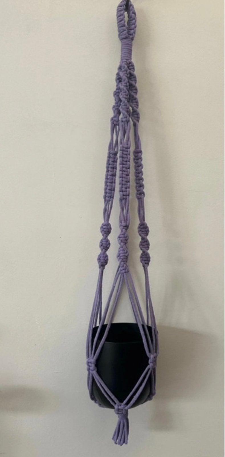 Macramé plantenhanger - Lavendelkleurig, Ophalen of Verzenden, Zo goed als nieuw