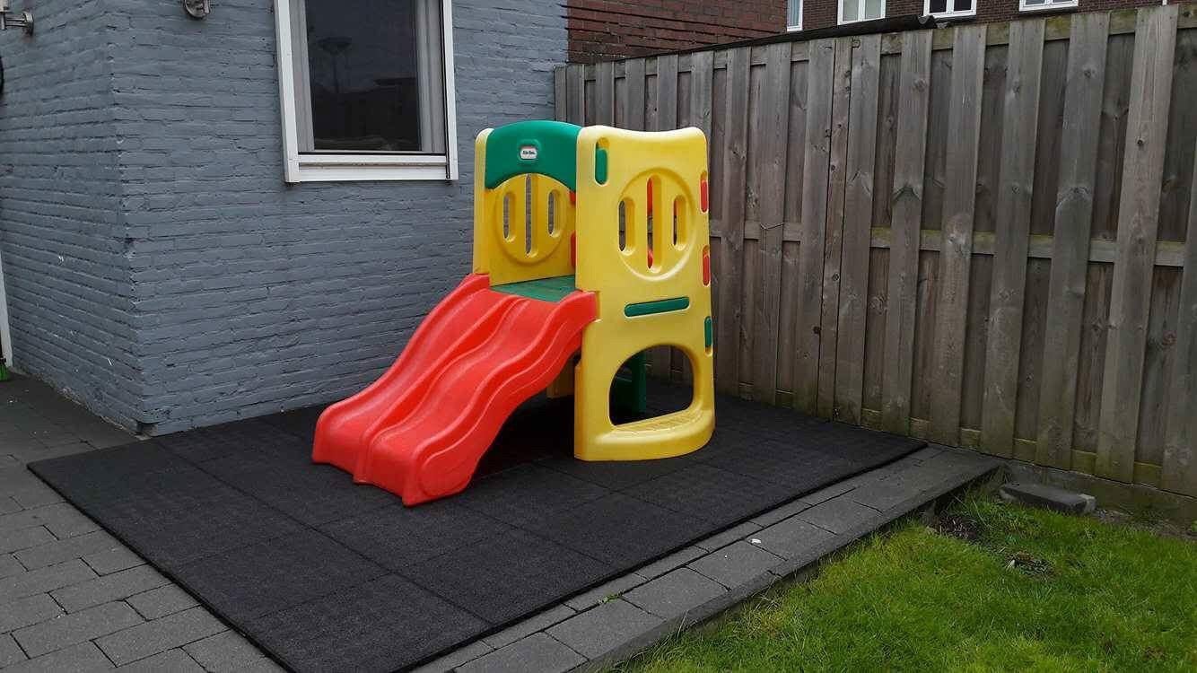 Rubber speelplaats tegels pen gat klimrek trampoline EN1177, Ophalen of Verzenden, Nieuw