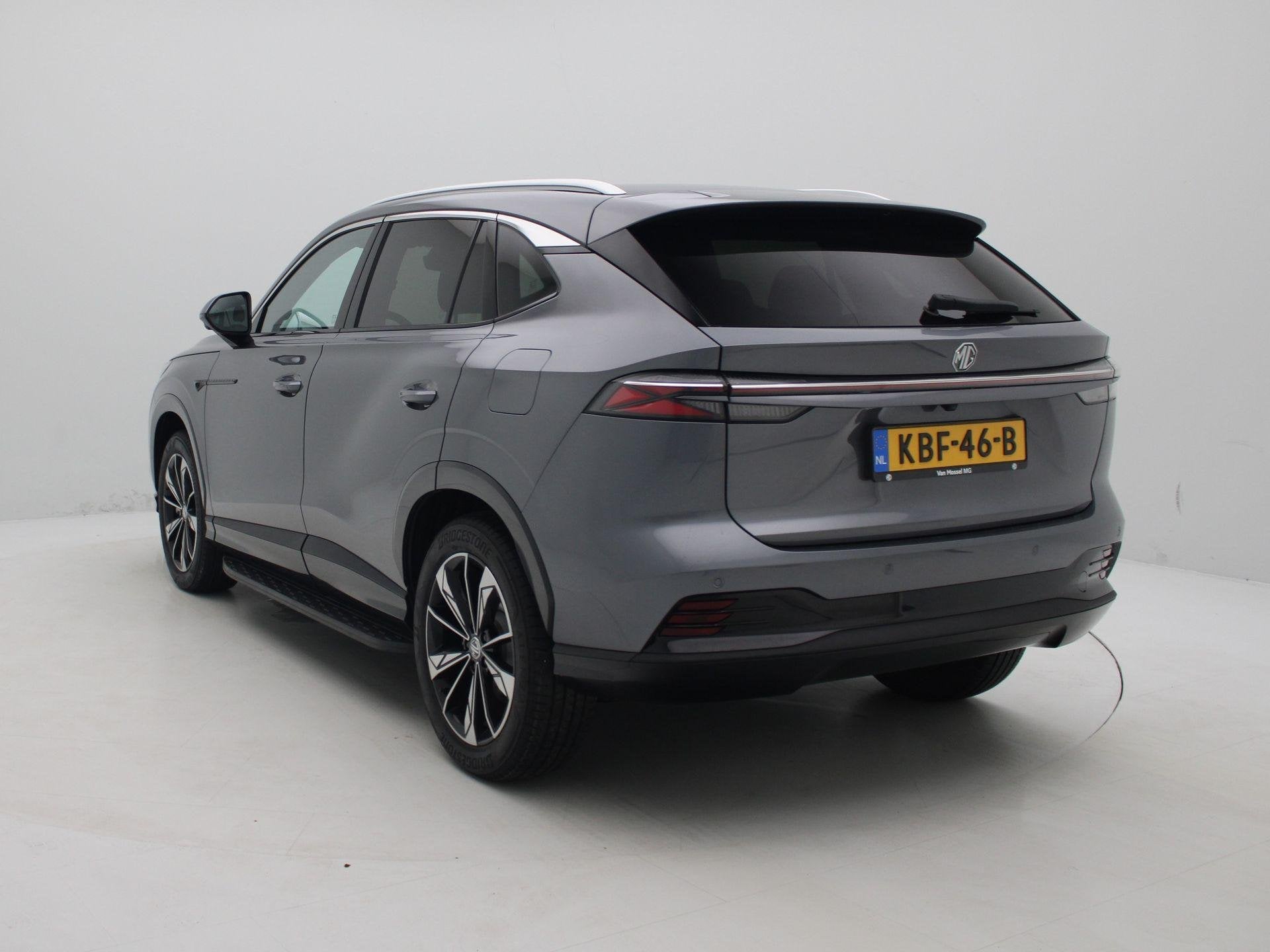 MG HS PHEV 1.5 272pk Aut. Luxury | 100km Electrisch | Bruin, Auto's, 12 maanden, Gebruikt, 4 cilinders, 21 kWh