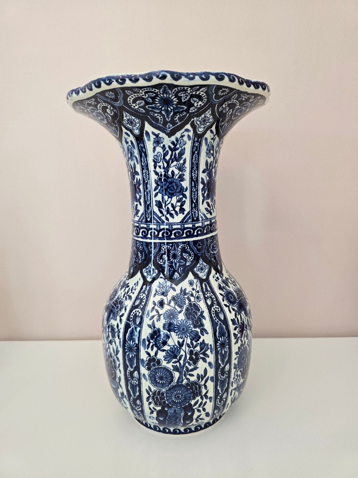 Vaas trompetmodel van Boch Delfts blauw, Ophalen