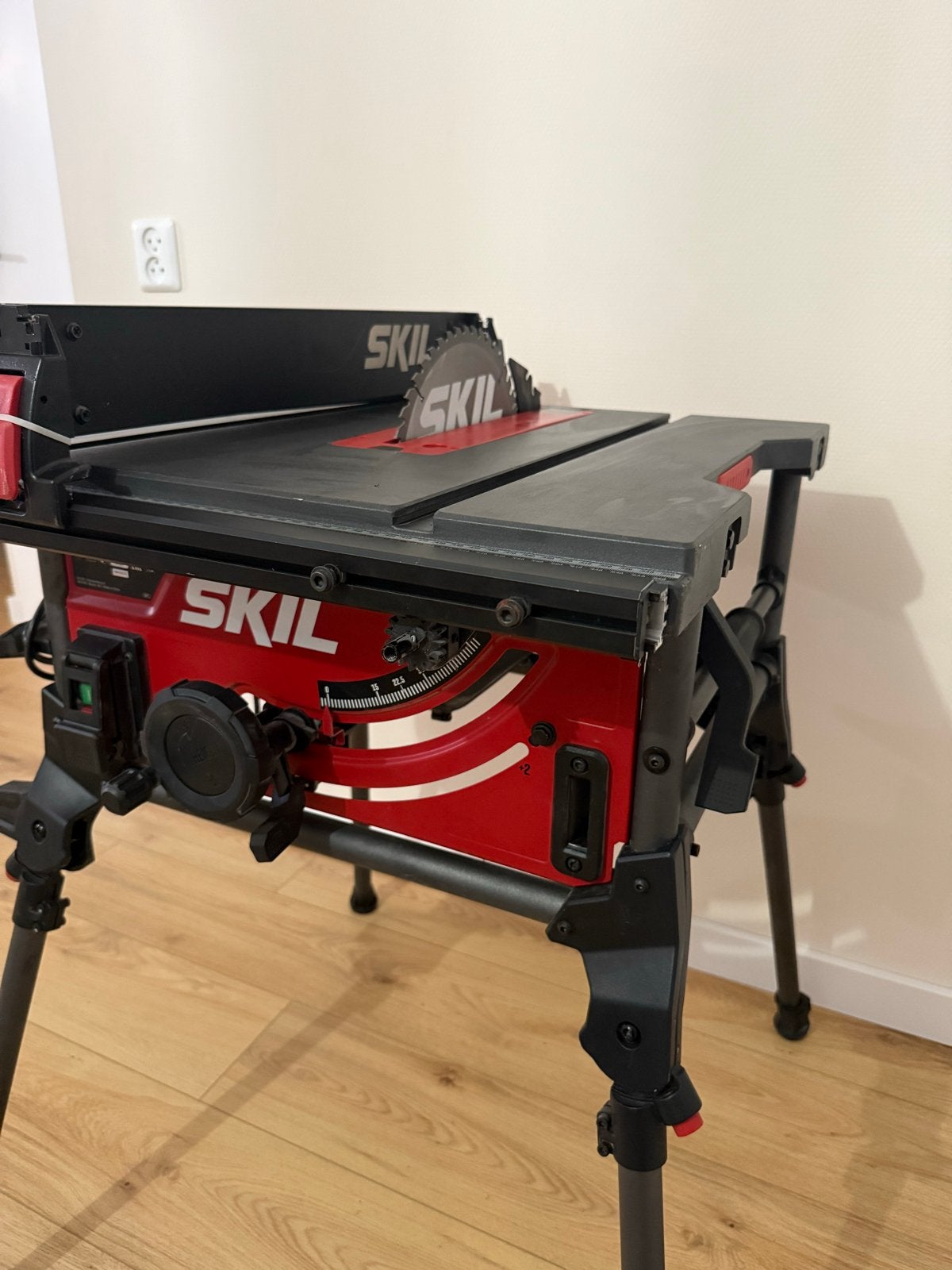 Skil Tafelzaag - defect, Doe-het-zelf en Verbouw, Ophalen, Cirkelzaag, 70 mm of meer, Zo goed als nieuw