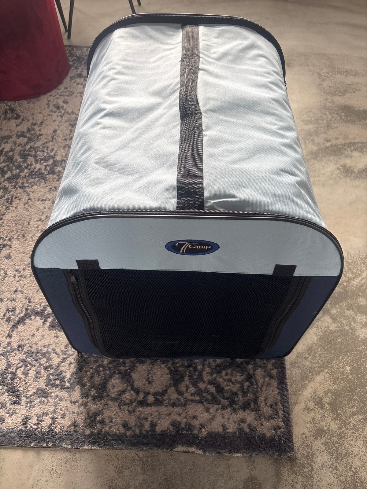 Honden bench opvouwbaar donkerblauw merk Trixie T camp, Dieren en Toebehoren, Transportboxen, Ophalen, Zo goed als nieuw
