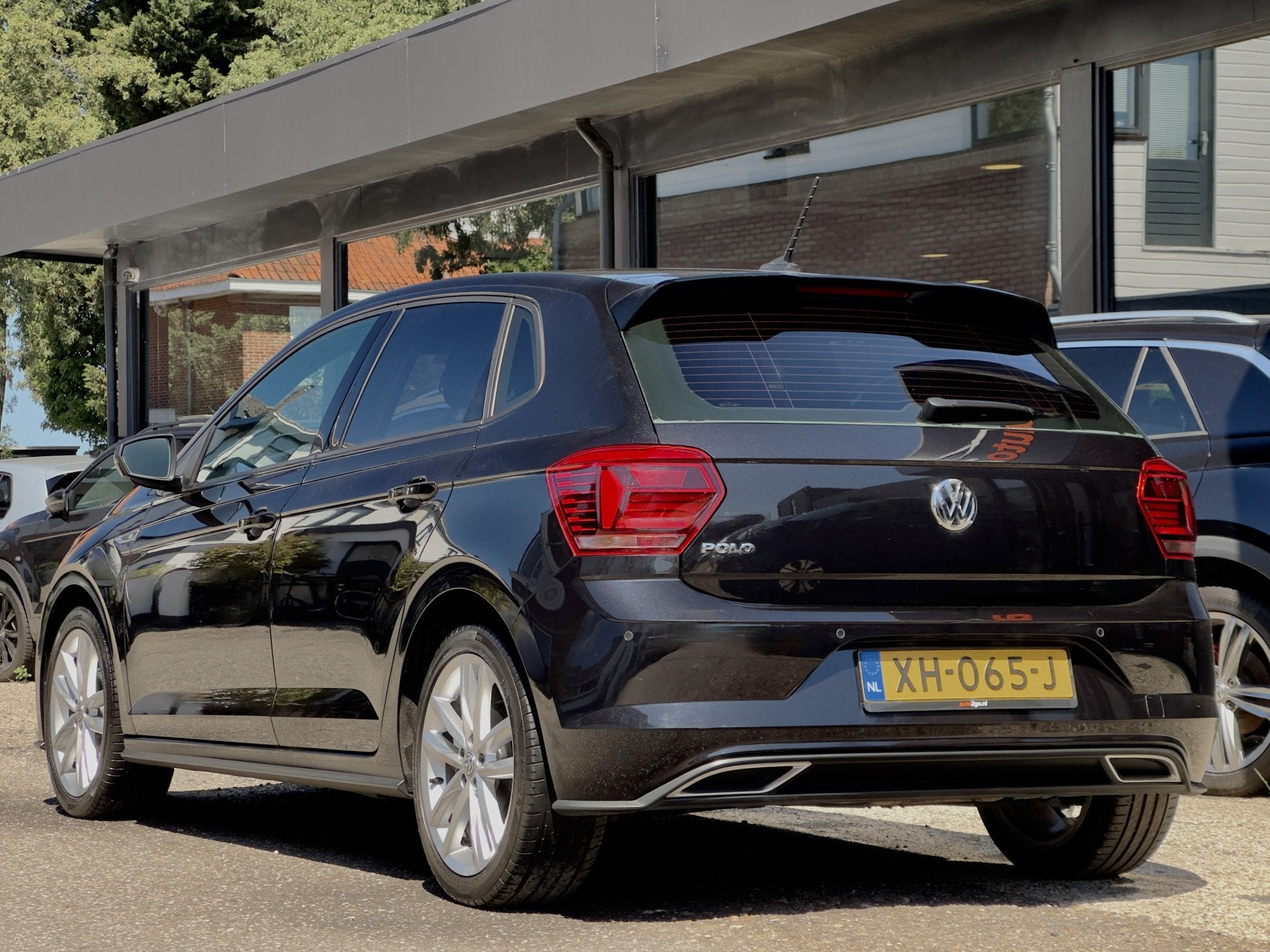 Volkswagen Polo 1.0 TSI R-LINE HIGHLINE LEDER NAVI DIGI-DASH, Auto's, Voorwielaandrijving, 1045 kg, Leder en Stof, Zwart