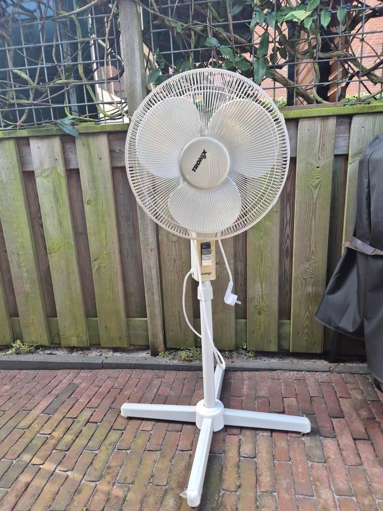 Tronix Statiefventilator - Wit, Goede Staat, Ophalen of Verzenden, Gebruikt, Statiefventilator