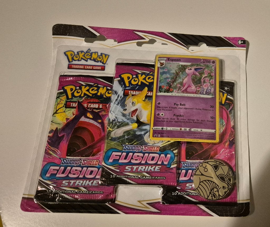 3 pack blister fusion strike espeon promo, Ophalen of Verzenden, Zo goed als nieuw, Booster