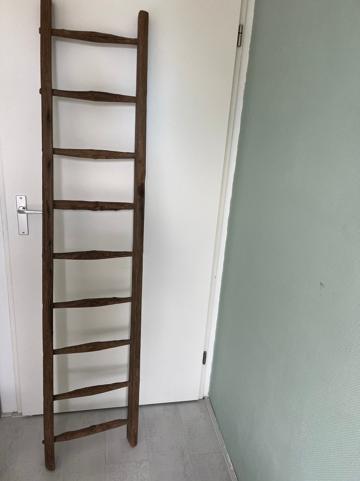 Decoratieve houten ladder, Ophalen, Zo goed als nieuw, Minder dan 2 meter