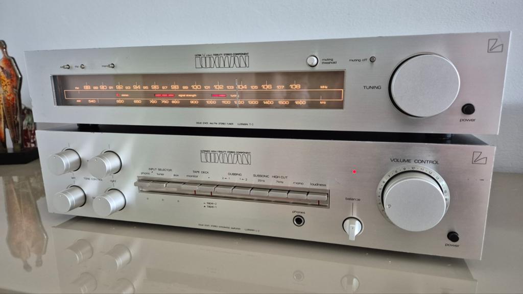Luxman L-2 versterker en T-2 tuner, Gebruikt, Tuner of Radio, Losse componenten, Ophalen