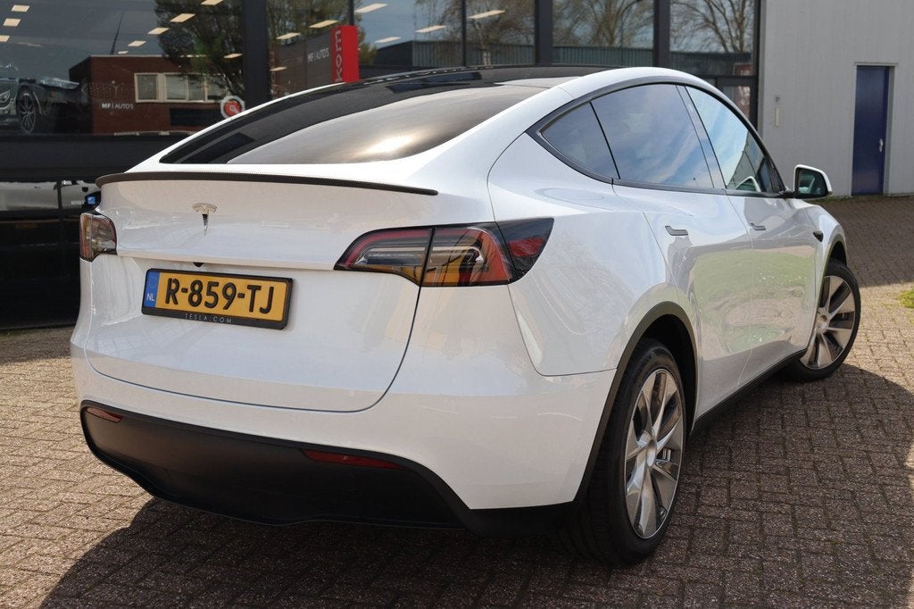 Tesla Model Y RWD 58 kWh Autopilot|Pano|ACC|, Automaat, Achterwielaandrijving, Gebruikt, 347 pk