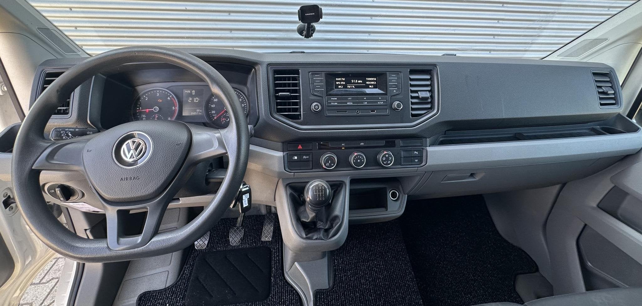 Volkswagen Crafter 35 2.0 TDI L4H2 Trendline Airco|Cruise|PD, Stof, Gebruikt, 4 cilinders, Volkswagen