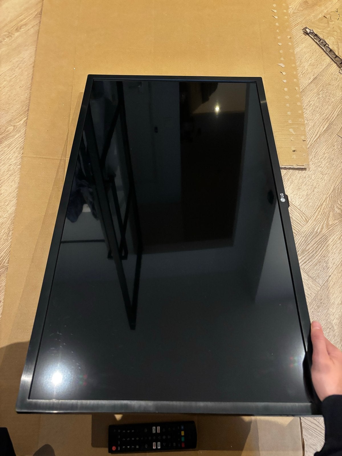 LG 32LM6300PLA Smart TV met afstandsbediening en beugel, Ophalen, LED, 50 Hz, 80 tot 100 cm