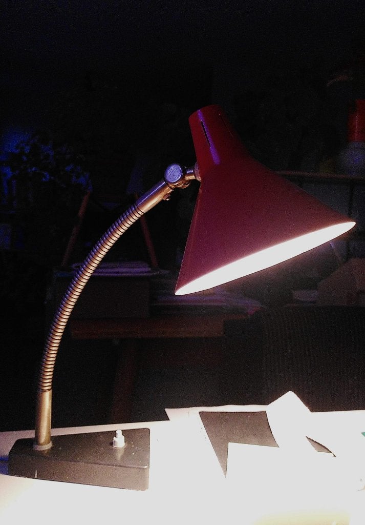 Vintage rood bureaulampje, Hala, Zeist, Ophalen, Gebruikt, Jaren 60, Metaal