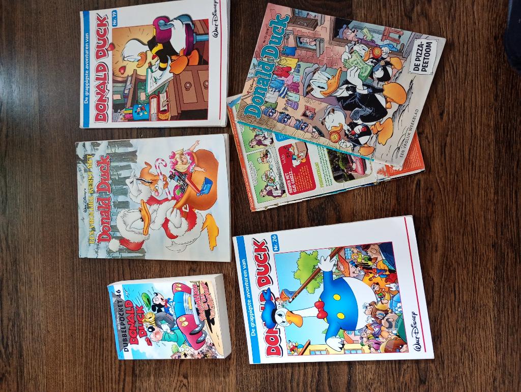 Donald duck boeken en pocket, Meerdere stripboeken, Ophalen of Verzenden, Gelezen