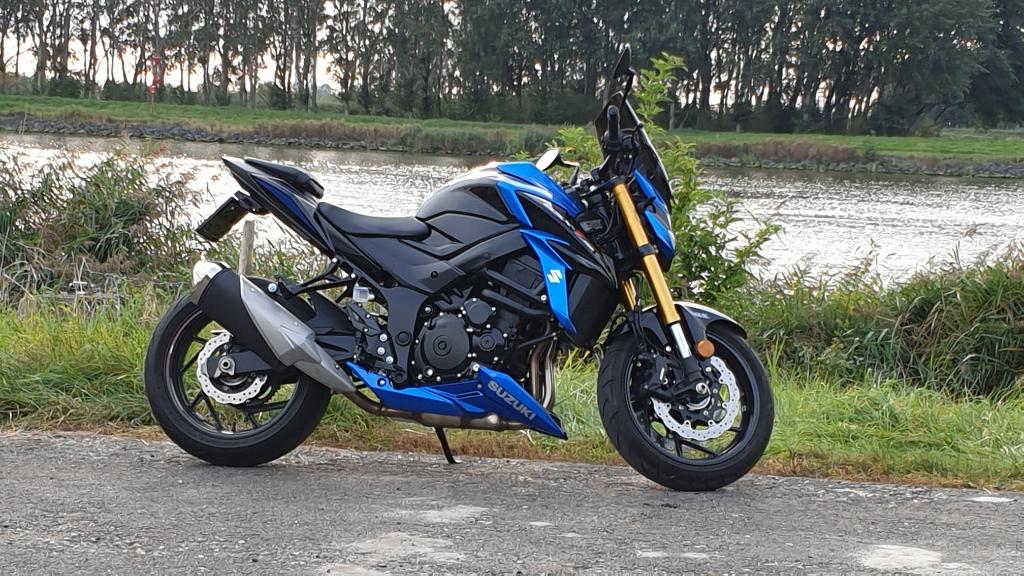 Suzuki GSX-S750 – Zeer nette staat – 6.053 km, 4 cilinders, Motorrijbewijs A, Gebruikt, 749 cc