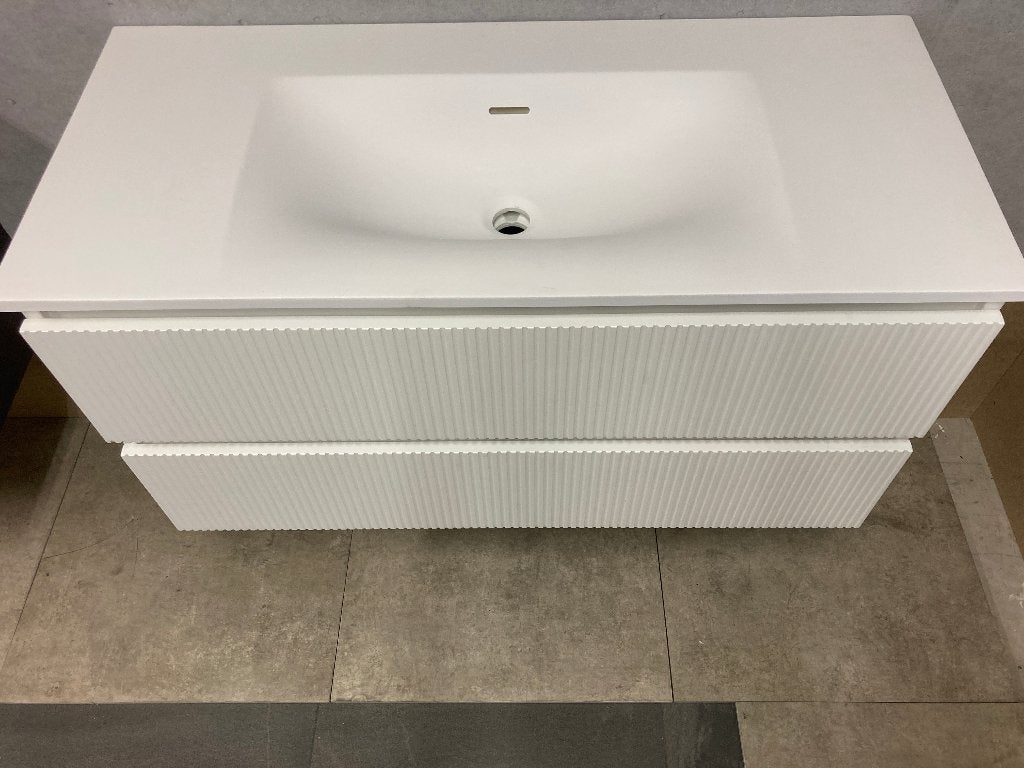 SHOWROOMOPRUIMING : Wastafel +  Witte onderkast 2 lades, Ophalen, Nieuw, Morssink Bouwmaterialen, Anneke@morssink-bouwmaterialen.nl