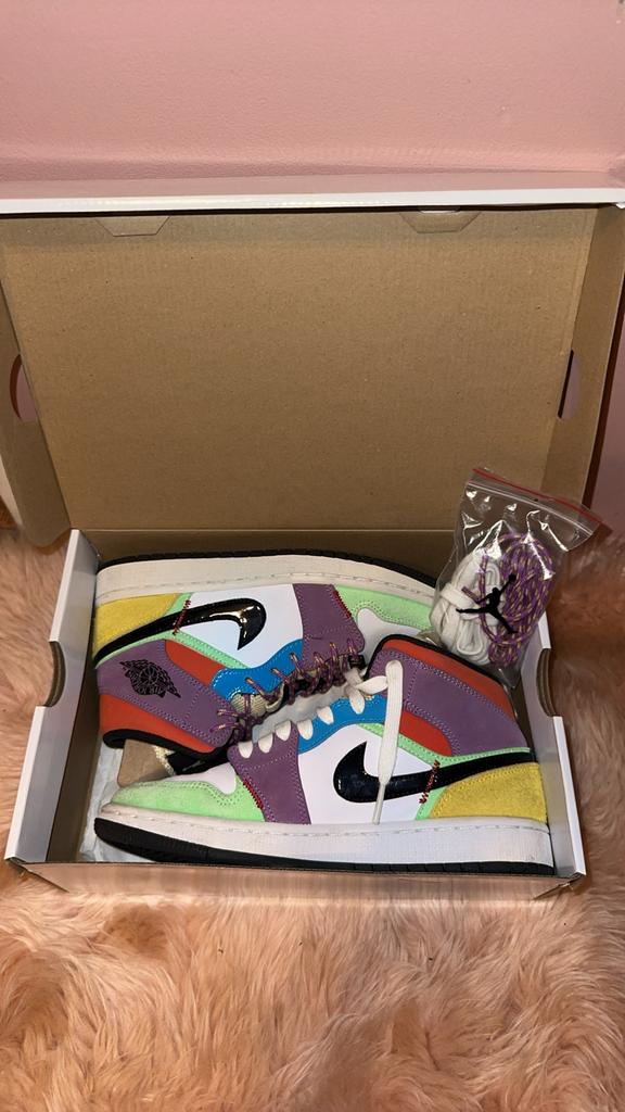 Nike Air Jordan Lightbulb 38,5, Ophalen, Zo goed als nieuw, Wit, Sneakers of Gympen