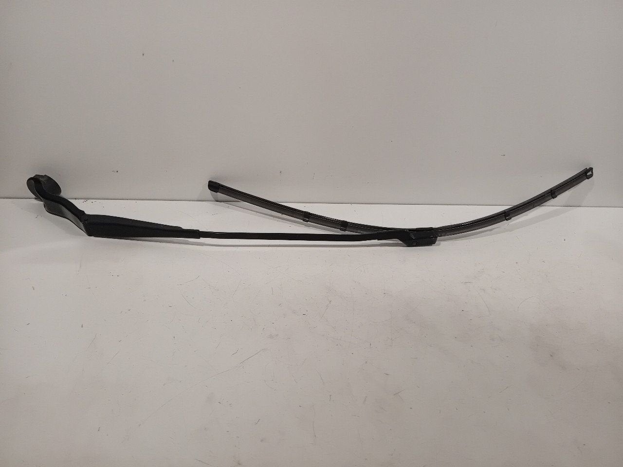Ruitenwisserarm links voor Renault Grand Scénic, Onderdelen@venauto.nl, Van der Ven Autorecycling B.V., Gebruikt, Ettenseweg 76, 4706 PB Roosendaal, The Netherlands