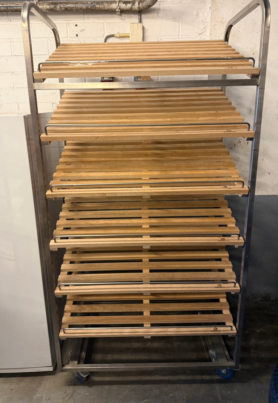 Professionele RVS Broodkar Fournimat met houten roosters, Ophalen, Overige typen, ., Zo goed als nieuw