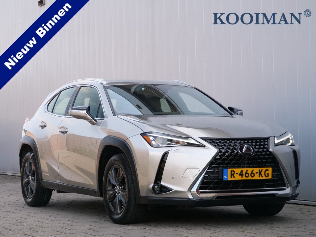 Lexus UX 250h Business Line 262Pk Winterpakket / Camera / Ap, Gebruikt, 4 cilinders, Alcantara, Hybride Elektrisch/Benzine