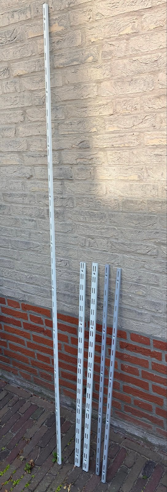 Duraline wandprofielen voor plankdragers, Ophalen, Gebruikt