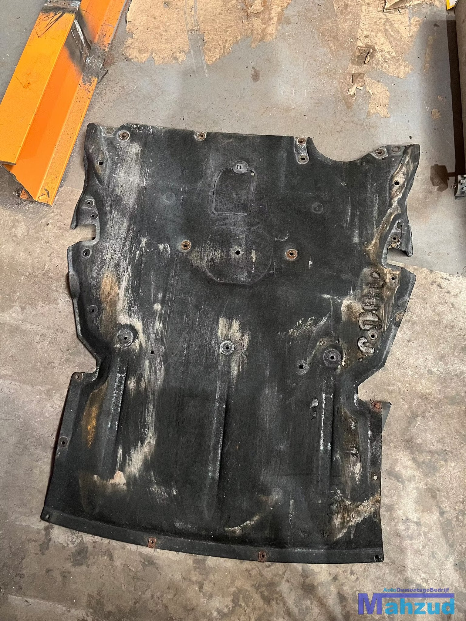 BMW 1 SERIE F20 Bodemplaat 2011-2019 51757241814, Auto-onderdelen, Petuelring 130
80788  Munich, DE, Gebruikt, Info@bmw.de, Ophalen of Verzenden