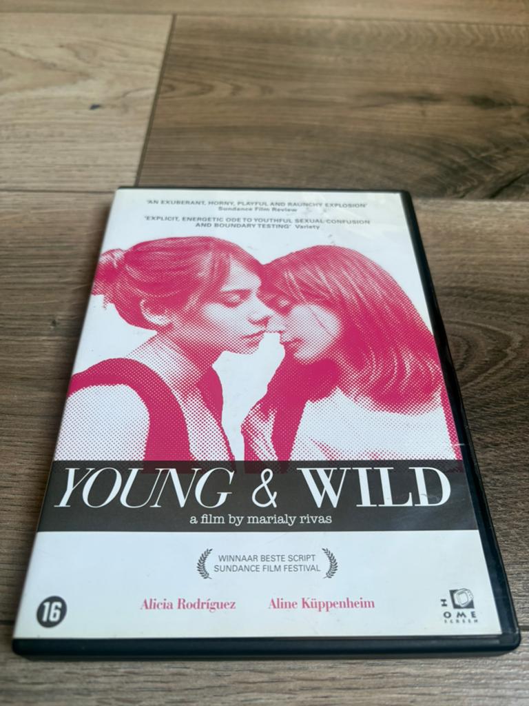 Young &Wild van Marialy Rivas, Alle leeftijden, Ophalen of Verzenden, Zo goed als nieuw, Overige gebieden