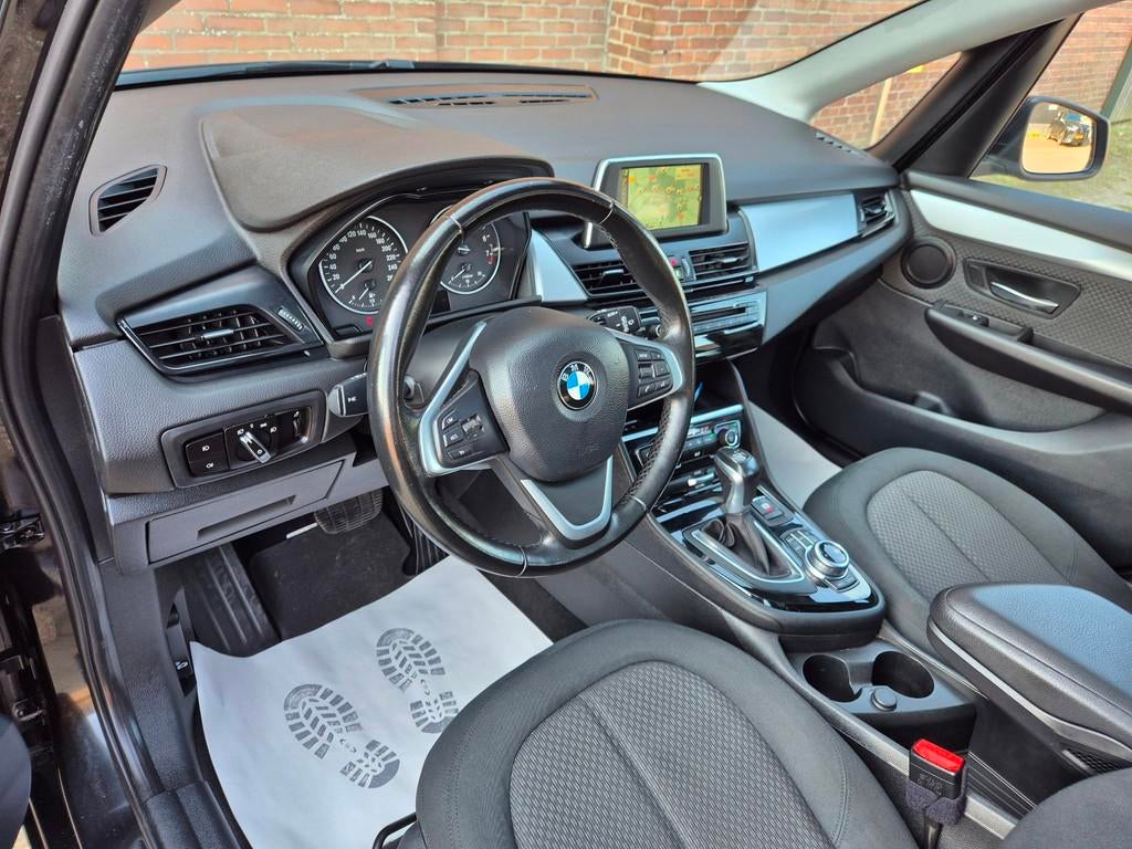 BMW 2-serie Active Tourer 218i Cent. Exec Aut. Pano Trekhaak, 1345 kg, Gebruikt, Euro 6, Origineel Nederlands