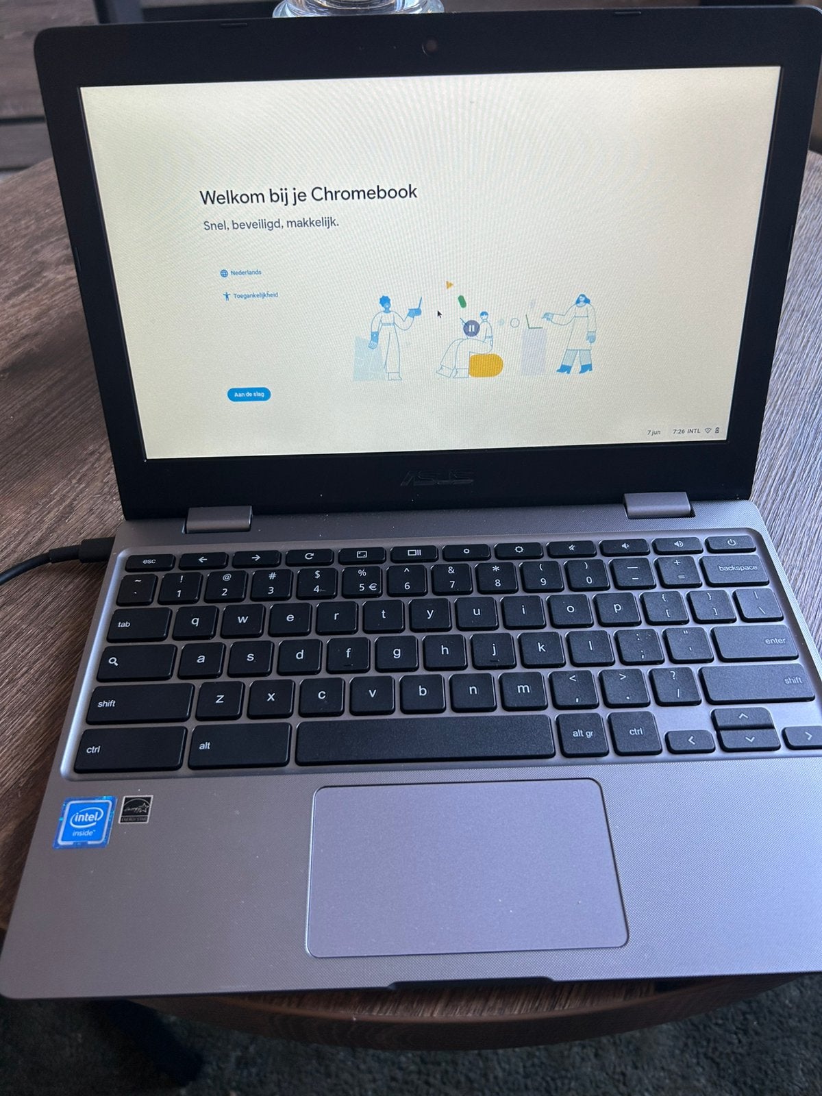ASUS Chromebook - Perfect voor school of werk!, 4 GB of minder, Qwerty, Ophalen of Verzenden, Zo goed als nieuw