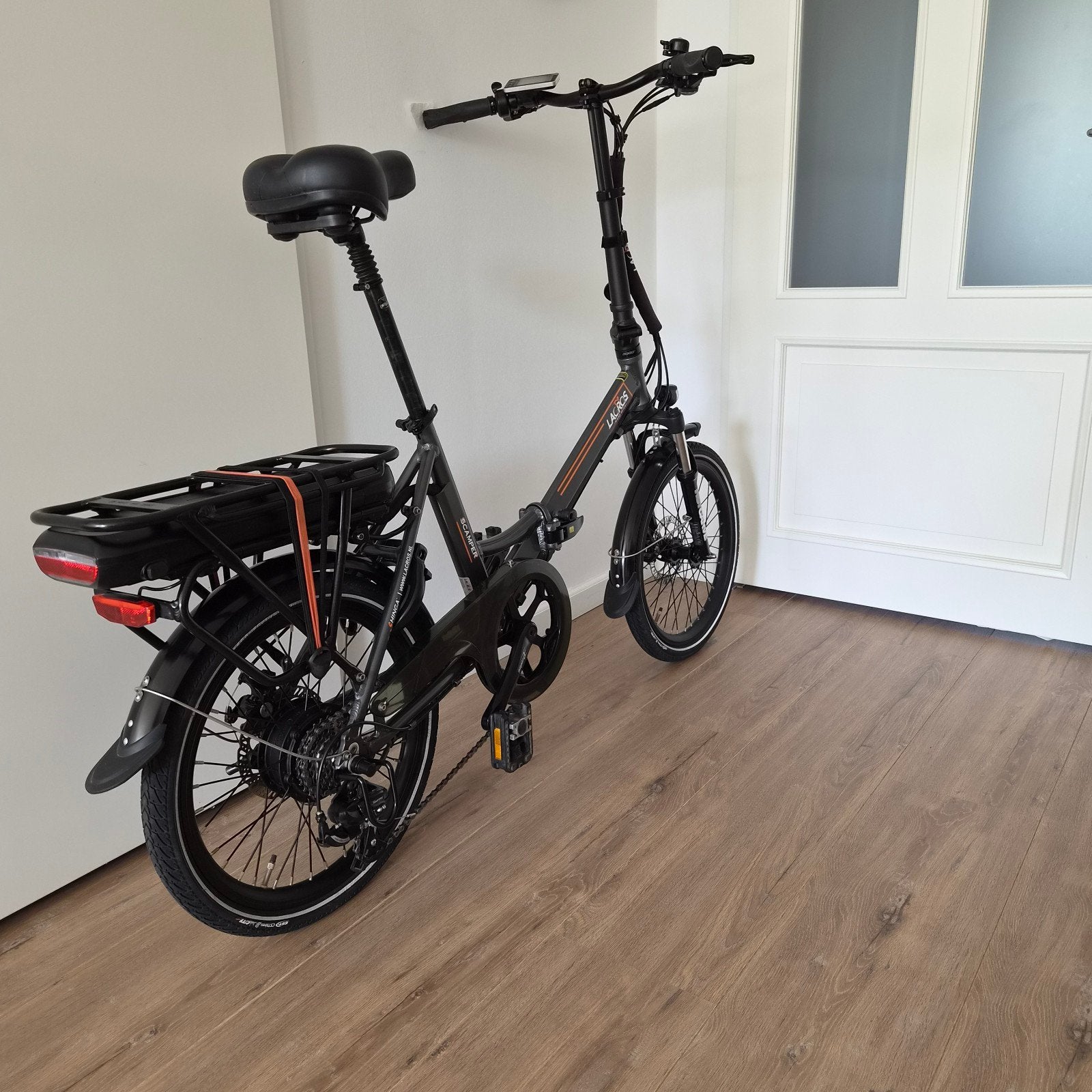 Foto 5 van 2x Z.G.A.N Lacros S200 elektrische vouwfietsen 15AH (20inch)