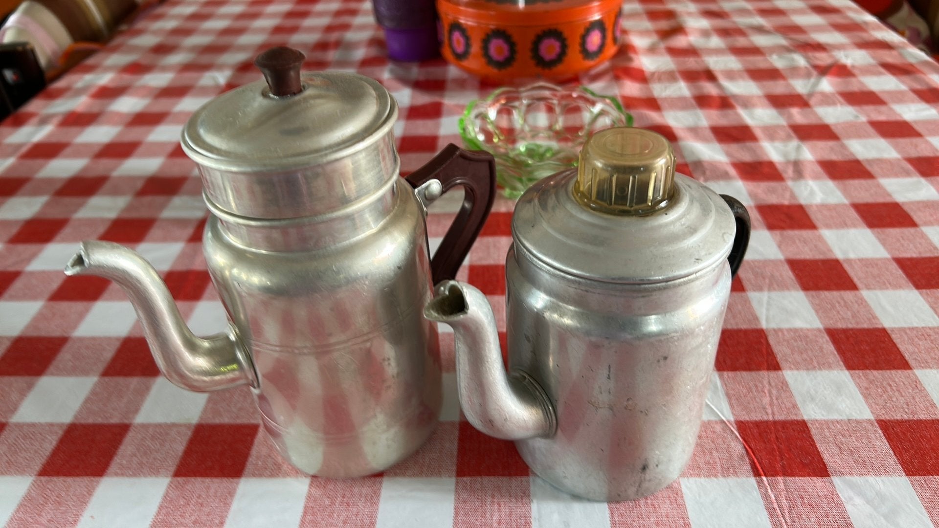 2oude kleine koffiepotjes waaronder van nelle, Antiek en Kunst, Ophalen of Verzenden