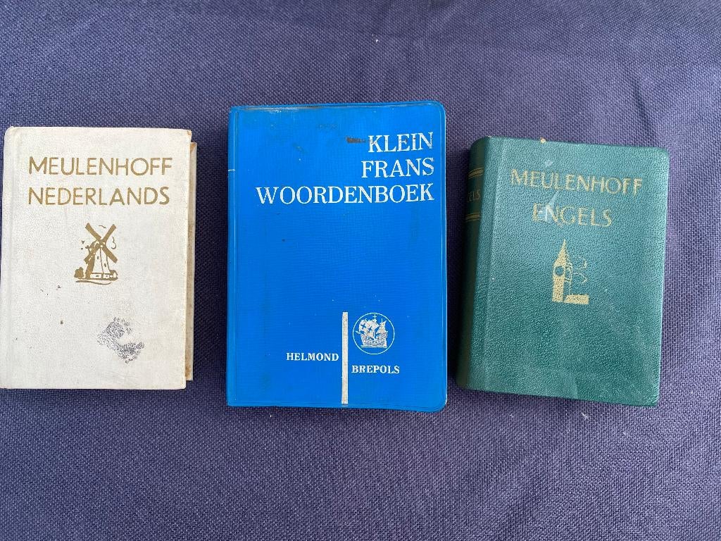 3 oude woordenboekjes, Ophalen of Verzenden, Gelezen, Overige uitgevers, Nederlands