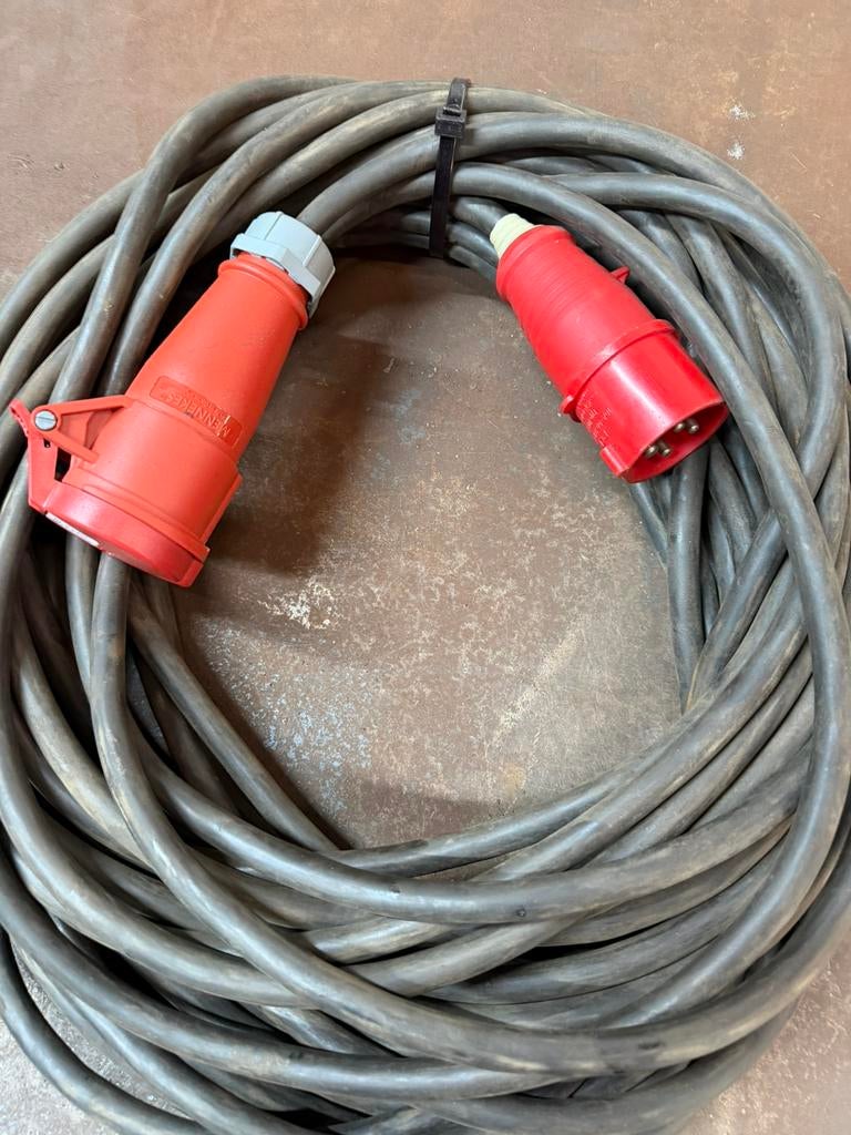 Krachtstroom kabel 16A, Ophalen of Verzenden, Zo goed als nieuw, Kabel of Snoer