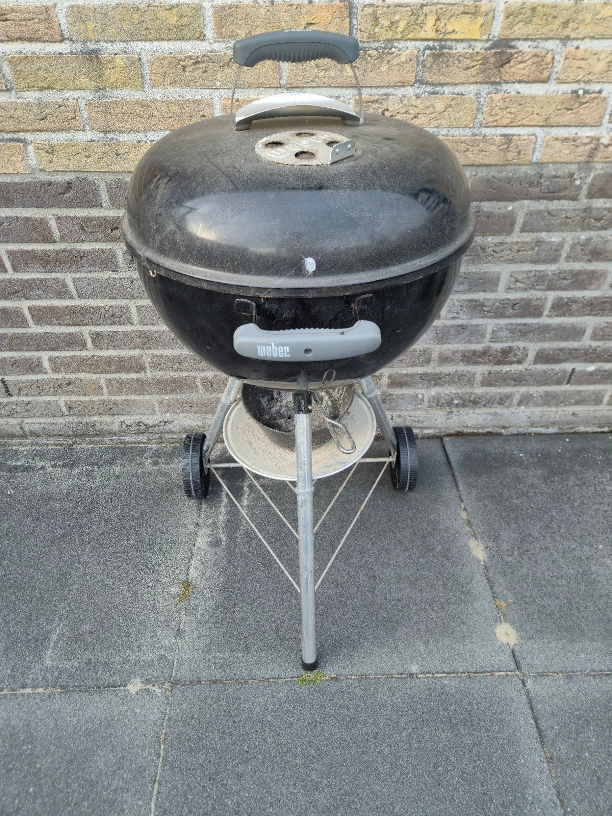 Weber Original Kettle BBQ 47cm met accessoires, Tuin en Terras, Houtskoolbarbecues, Ophalen of Verzenden, Gebruikt, Weber