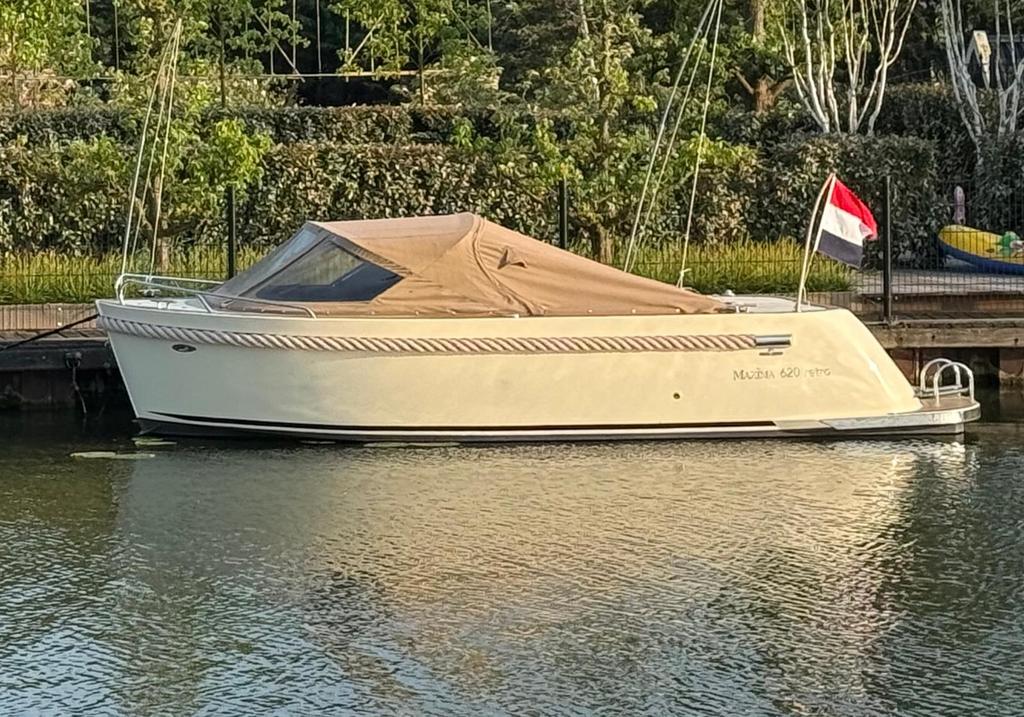 Buiskap Maxima 620 retro, Watersport en Boten, Ophalen, Gebruikt, Motor en Techniek, Zeilboot of Motorboot