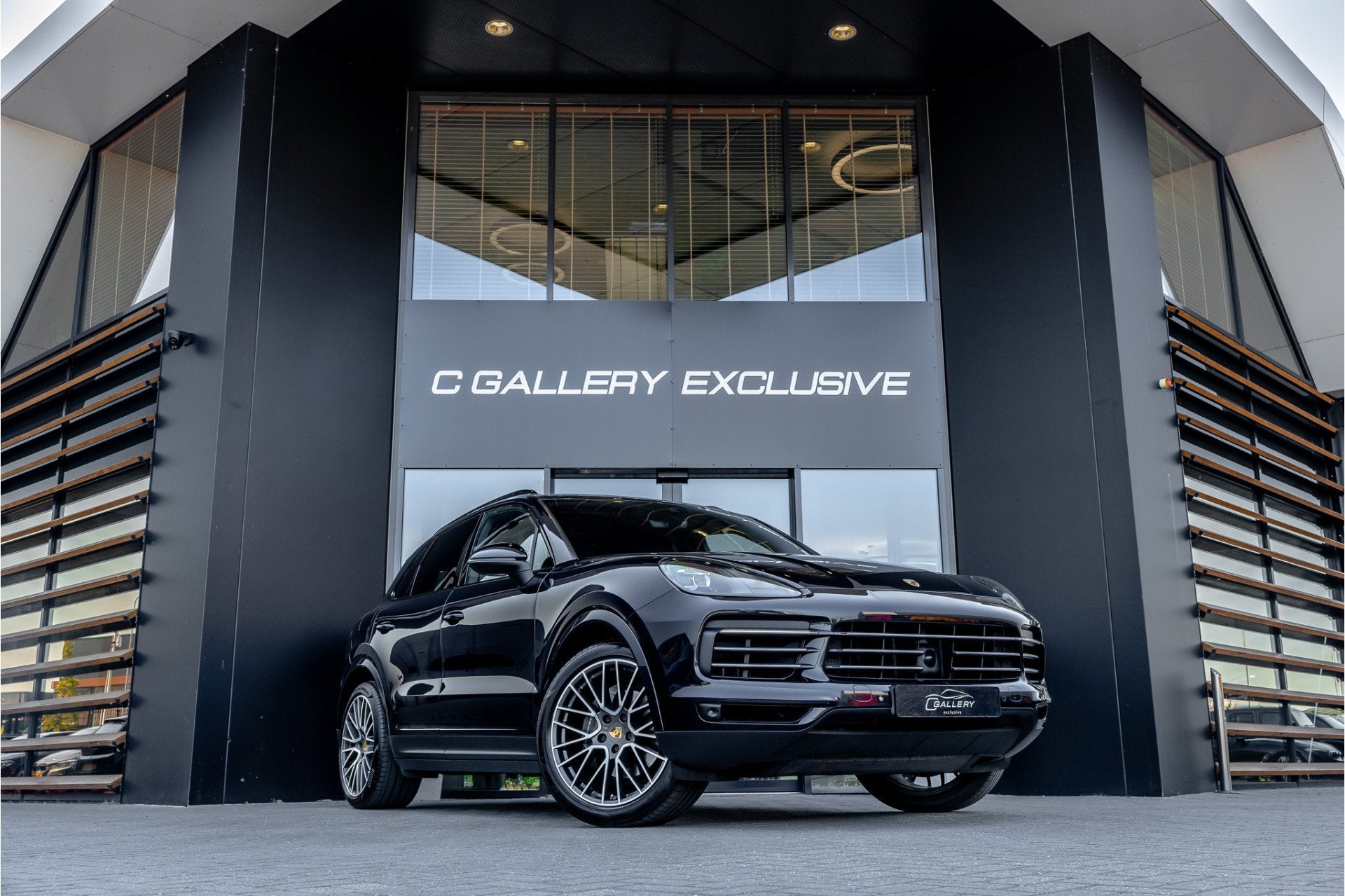 Porsche Cayenne 3.0 - Panorama | Luchtvering | Elek. Trekhaa, Automaat, Cayenne, Gebruikt, 2995 cc