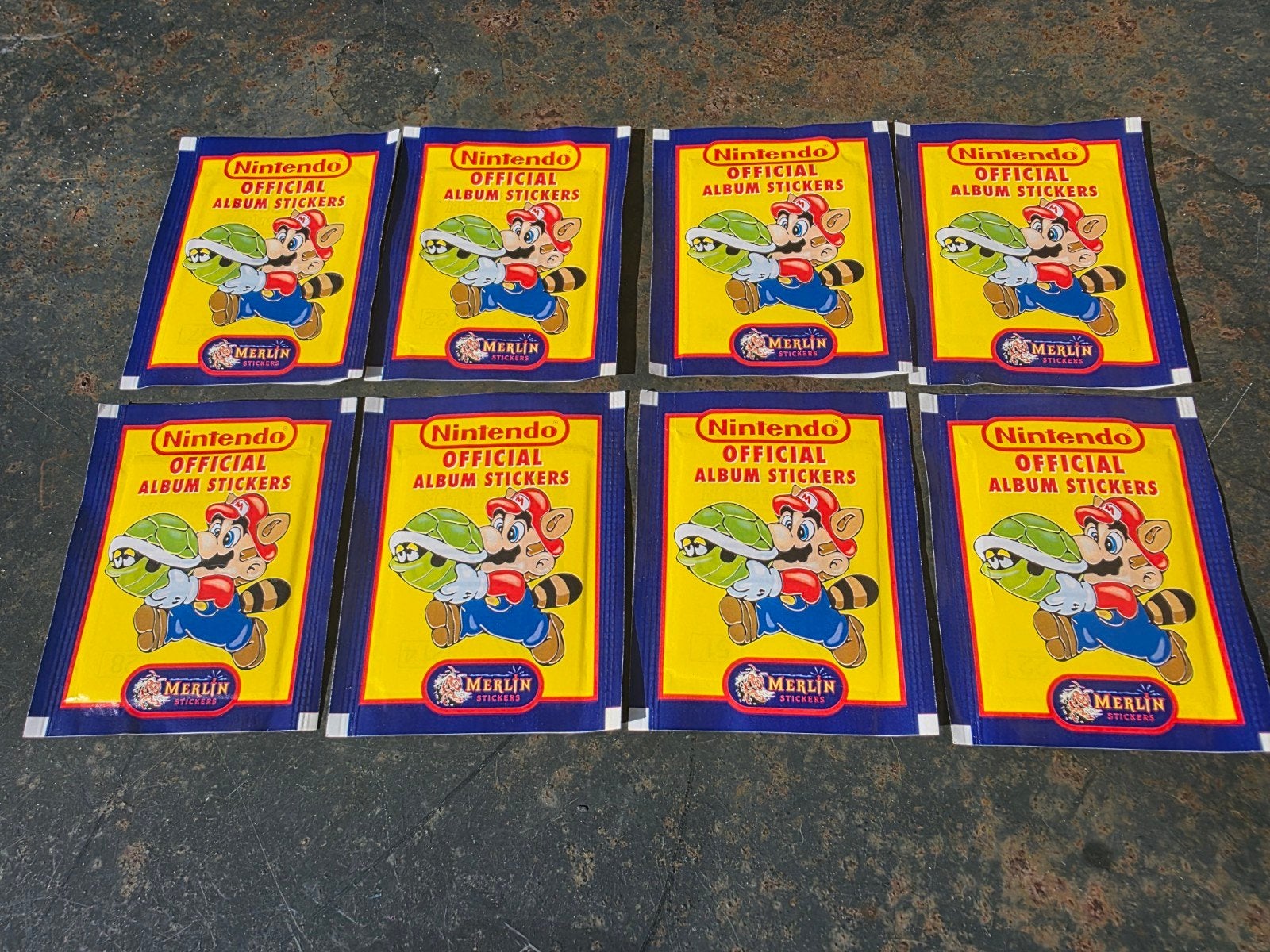 46 Nintendo Official Album Stickers - Mario Bros. Merlin, Ophalen of Verzenden, Nieuw, Meerdere stickers