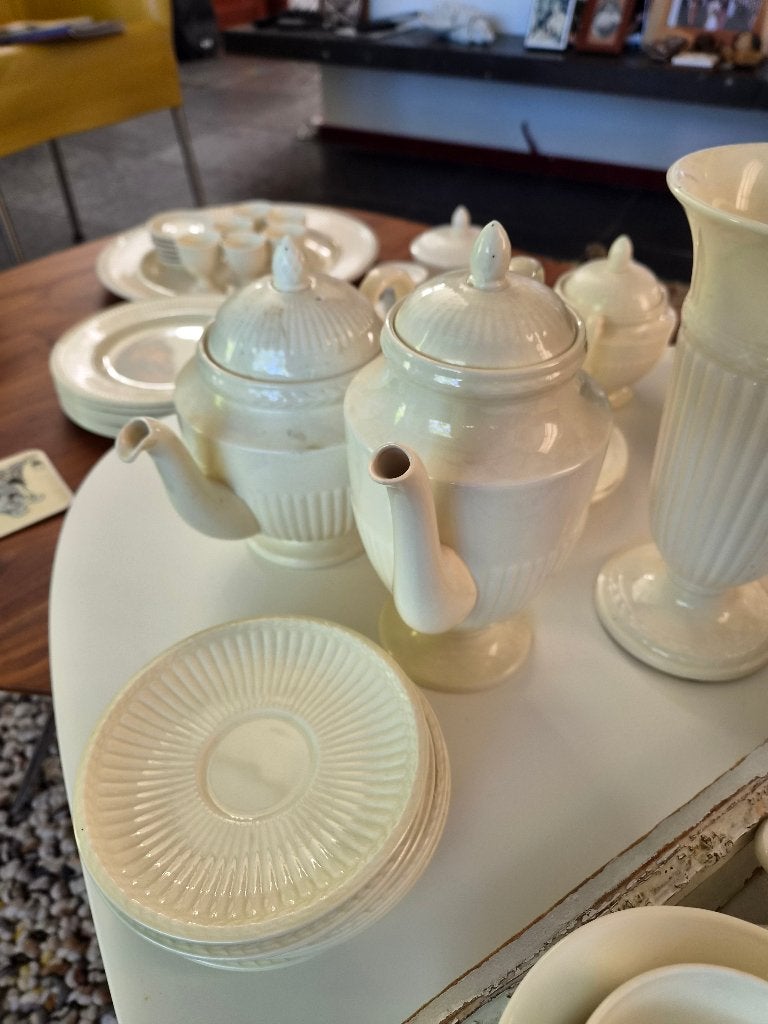 Opnieuw nwe fotos: Wedgwood Edme serviesdelen - Geen schade, Ophalen