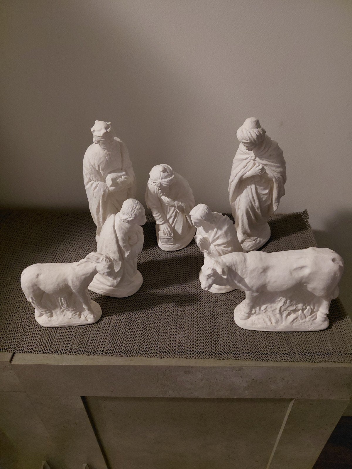 Onbeschilderde Kerststal Beeldjes Set, Ophalen, Zo goed als nieuw